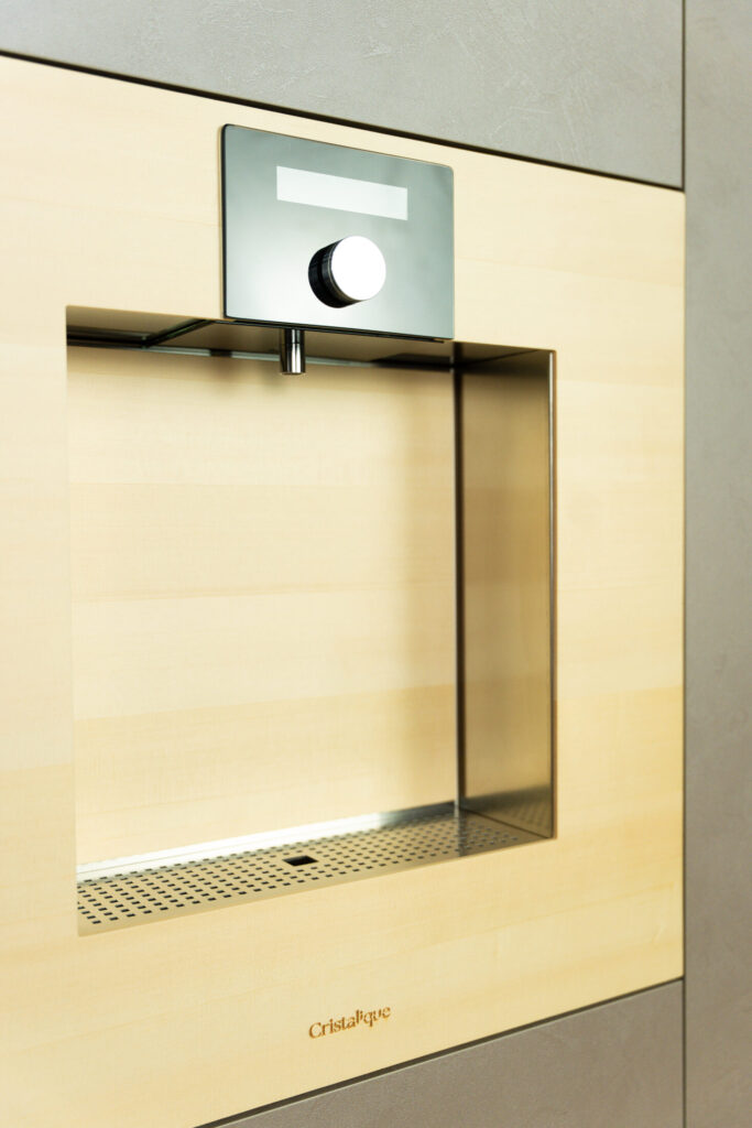 Cristalique-98 Cristalique Opera svg+xml;charset=utf