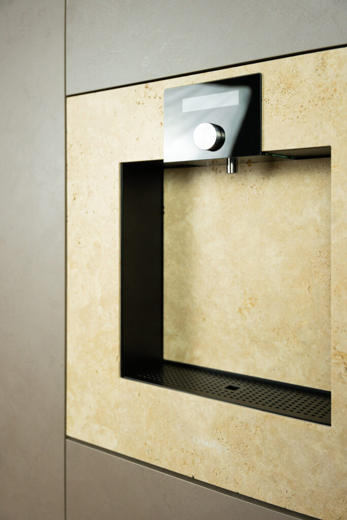 Cristalique-25 Cristalique Eterna svg+xml;charset=utf