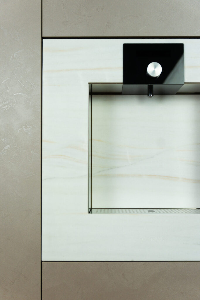 Cristalique-58 Cristalique Eterna svg+xml;charset=utf