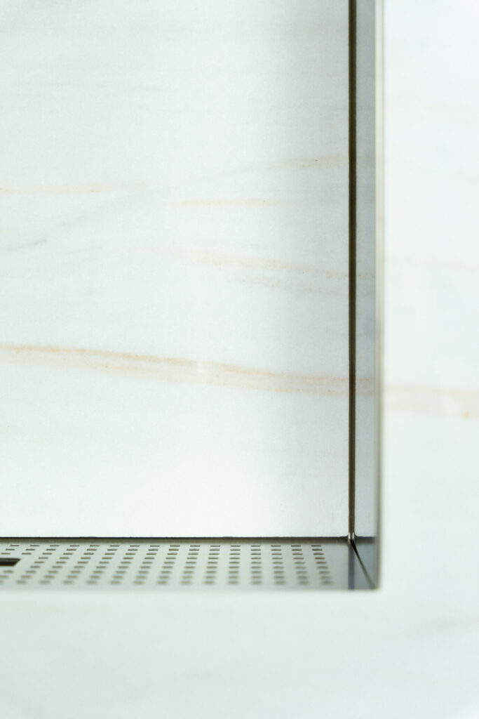 Cristalique-61 Cristalique Eterna svg+xml;charset=utf